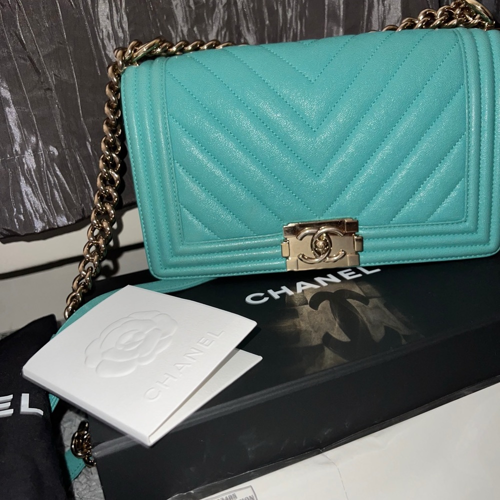 CHANEL Blue Quilted Shoulder Bag with Chain Strap